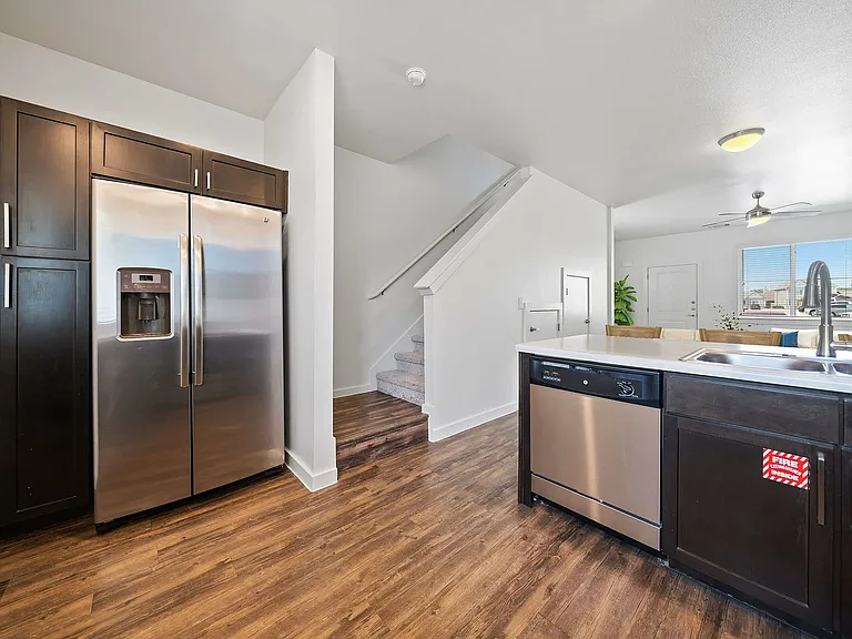 Townhomes at Twenty01 — Photo 41