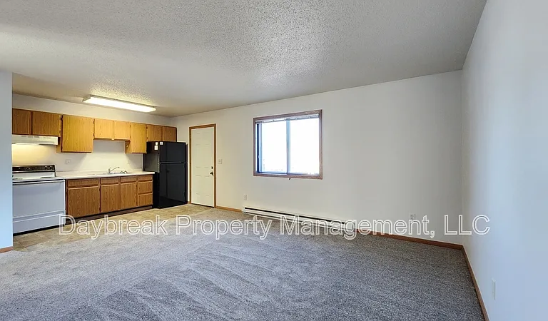 1315 34th Street Cir S #202 — Photo 2