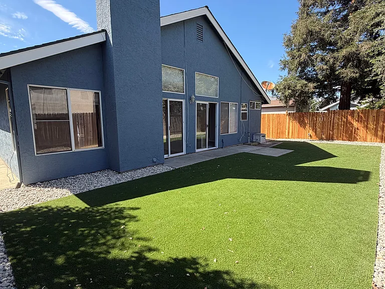 6260 Vanden Rd — Photo 40