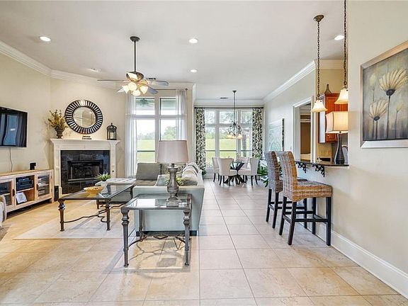 3rd image of 129 Cypress Lakes Dr