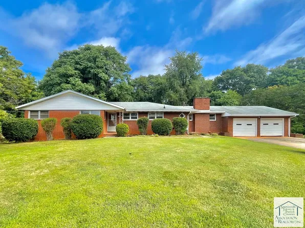 91 Knollwood Dr, Collinsville, VA 24078
