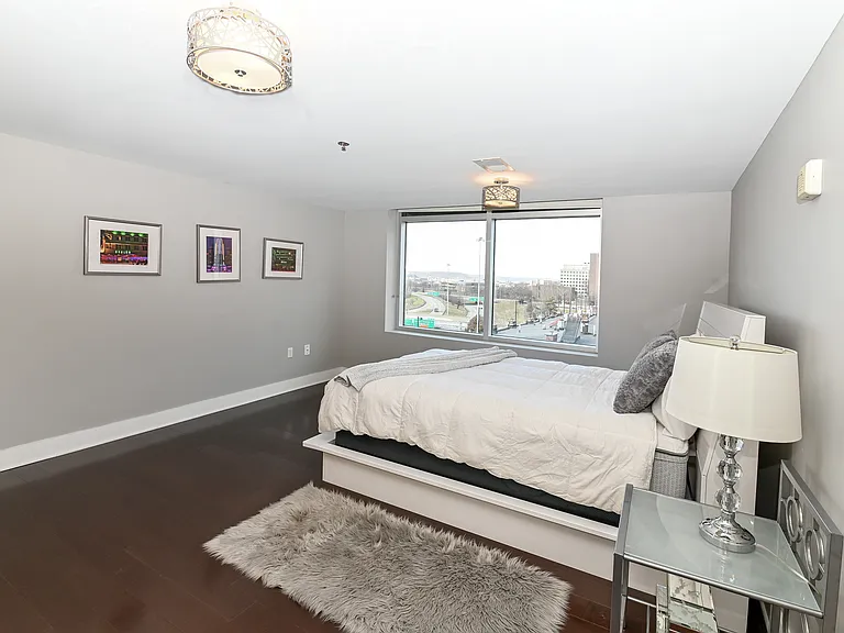 353 W 4th St #501 — Photo 21