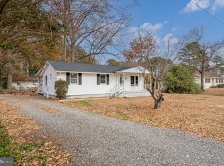 344 Monroe Dr, Colonial Beach, VA