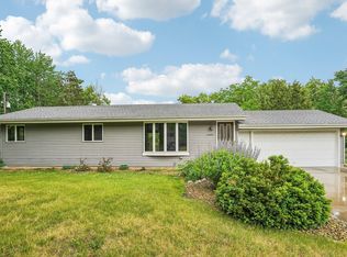 5489 270th St, Wyoming, MN 55092