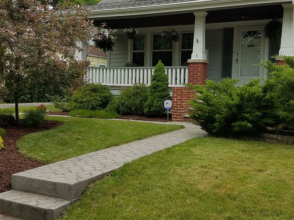 1st image of 16304 Woodbury Ave