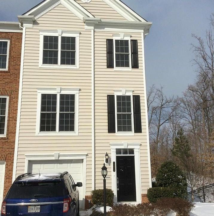 1st image of 14673 Crossfield Way