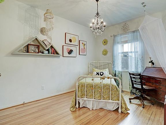 5th image of 3725 Daintree Park Ct