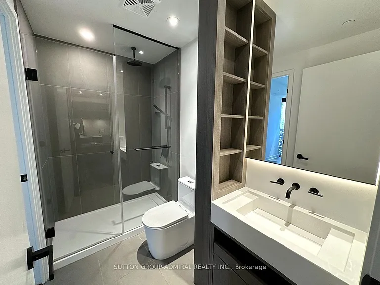 55 Charles St E #2209 — Photo 10