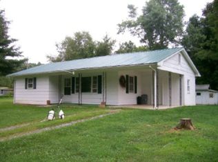 502 Stoney Battery Rd, Marion, VA 24354