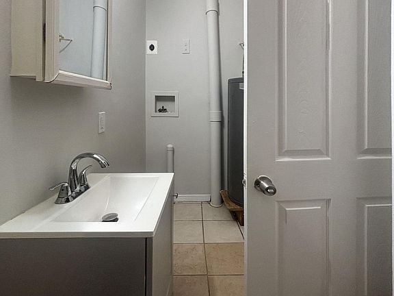 3rd image of 1701-03 N 20th St #1F