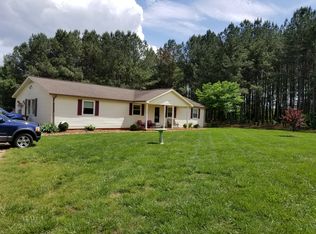 1088 Old Conover Startown Rd, Newton, NC 28658