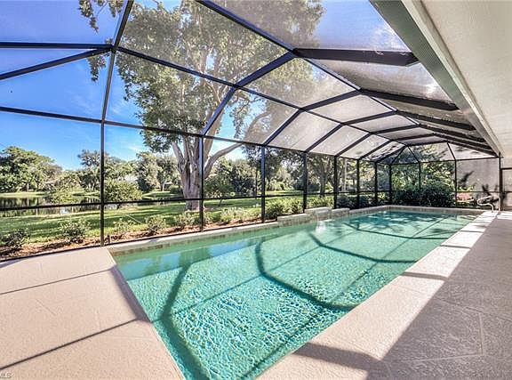 5th image of 3856 Woodlake Dr