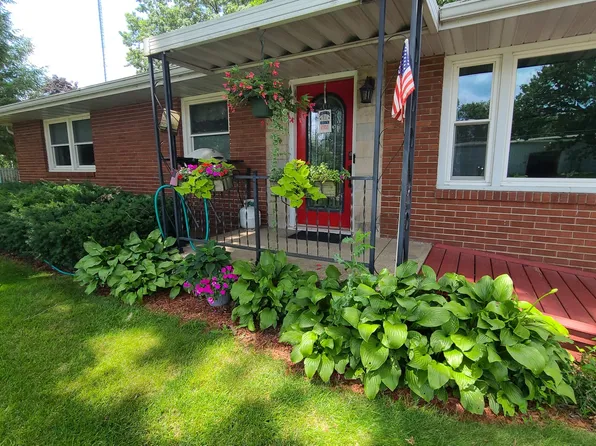 3908 W Lincolnway, Sterling, IL 61081