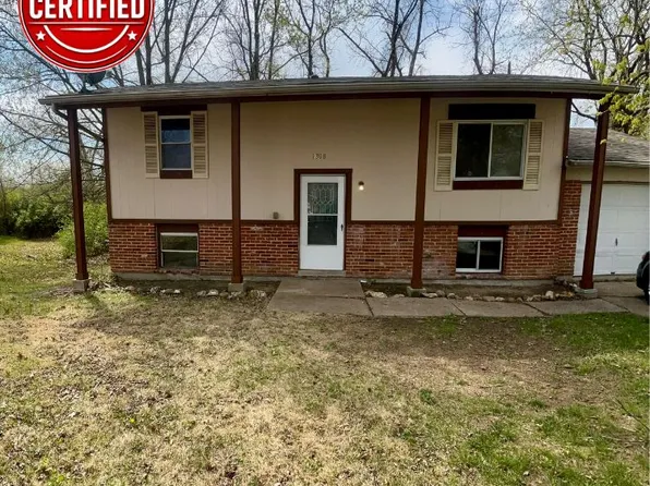 1308 Red River Dr, Saint Louis, MO 63138