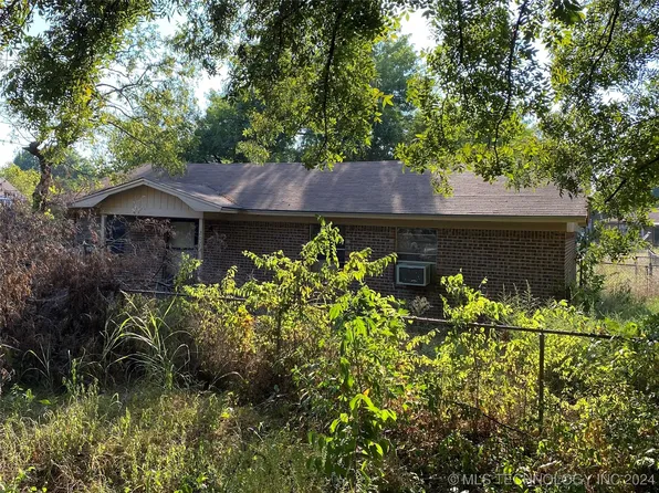 207 N 3rd Ave, Achille, OK 74720