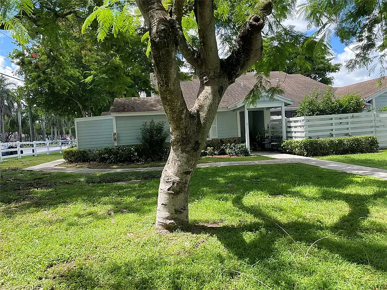 13799 SW 147th Circle Ln #1-11 — Photo 13