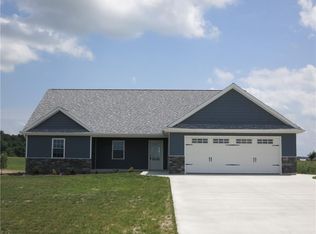 2264 E Wayne St, Celina, OH 45822