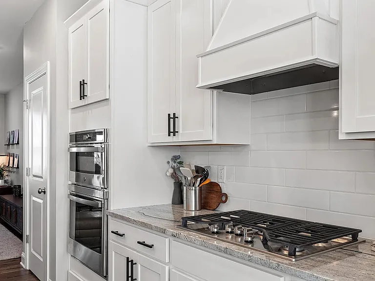 1014 Falling Rock Pl — Photo 11