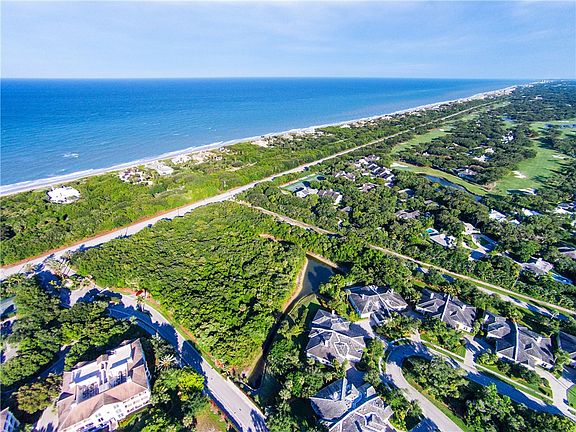 2nd image of 900 River Club Dr #A1a