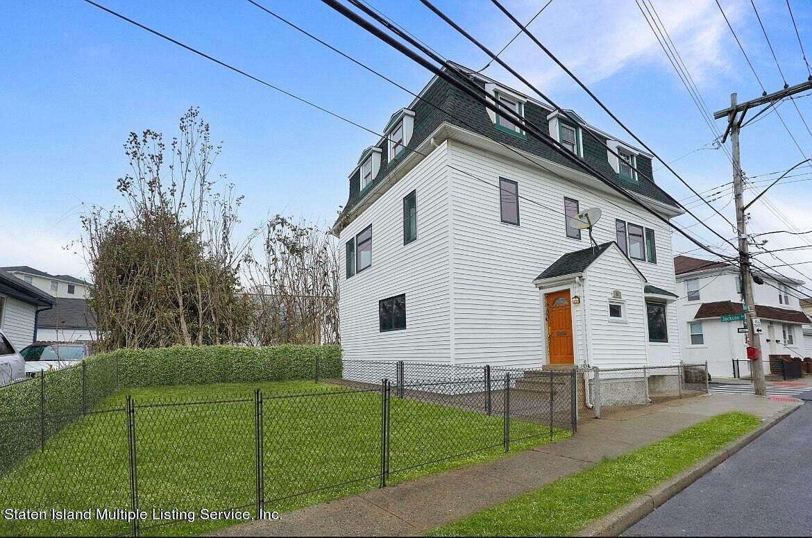 81 Robin Rd, Staten Island, NY 10305 MLS 2400012 Zillow