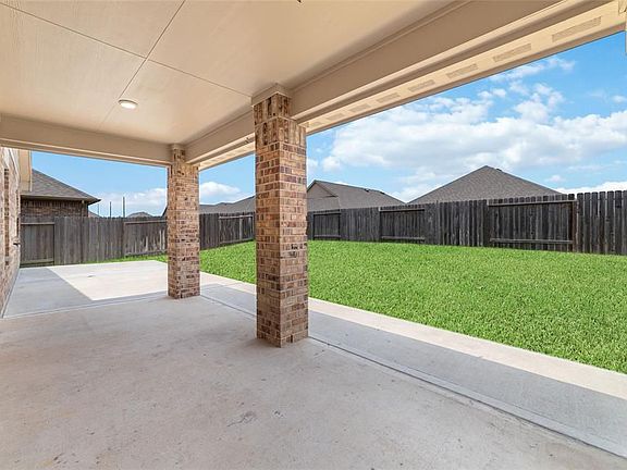 3rd image of 23810 Piedmont Forest Dr