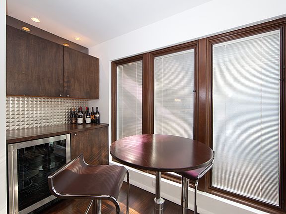 5th image of 15 Gate House Ln