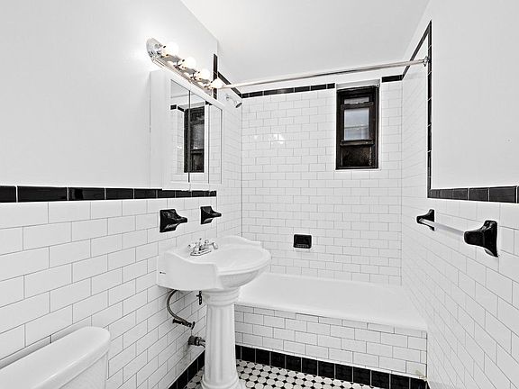 5th image of 2728 Henry Hudson Pkwy APT 35B