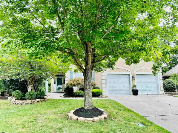 692 Jupiter Hills Ln, Egg Harbor City, NJ 08215