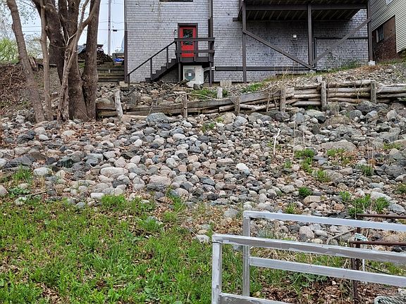 4th image of 173 Water St
