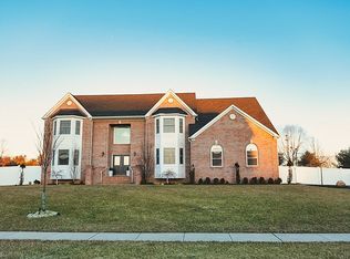 14 Adam Ct, Monroe, NJ 08831