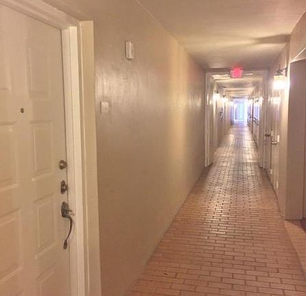 4th image of 1280 S Alhambra Cir APT 1106
