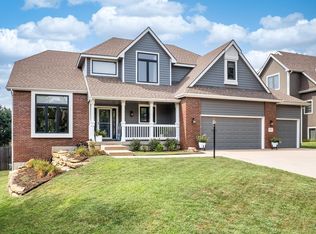 1009 Branchwood Dr, Lawrence, KS 66049