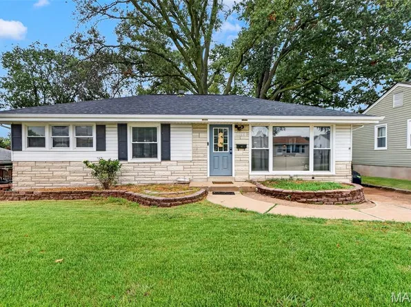 10331 Saint Katherine Ln, Saint Ann, MO 63074