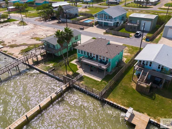 512 N Shore Dr, Port Mansfield, TX 78598