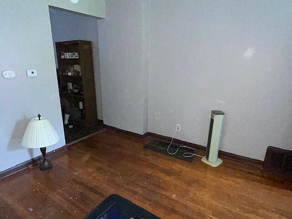 3rd image of 1175-81 Studer Ave