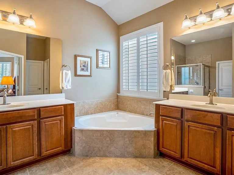 28254 Natalie Bend Rd — Photo 29