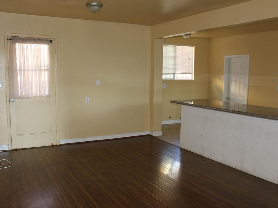 1st image of 9703 Calmada Ave