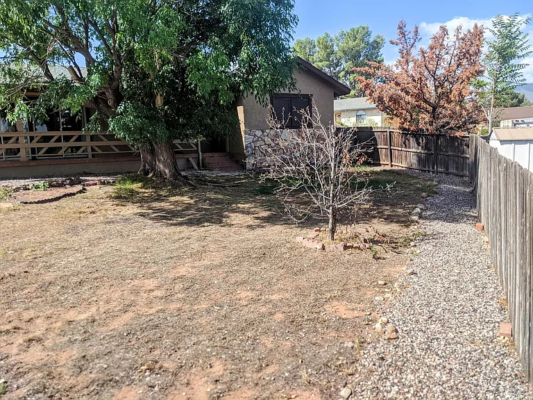 1580 S Destry Ln — Photo 32