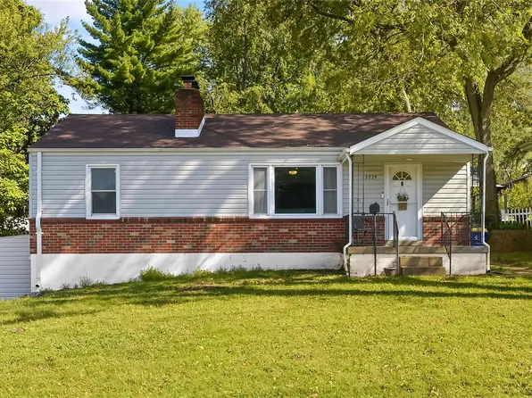 3934 Jane Ave, Saint Ann, MO 63074
