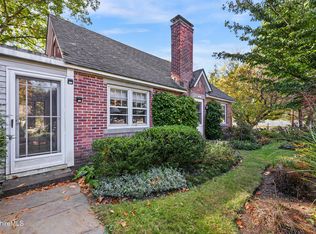 202 Oak St, Great Barrington, MA 01230