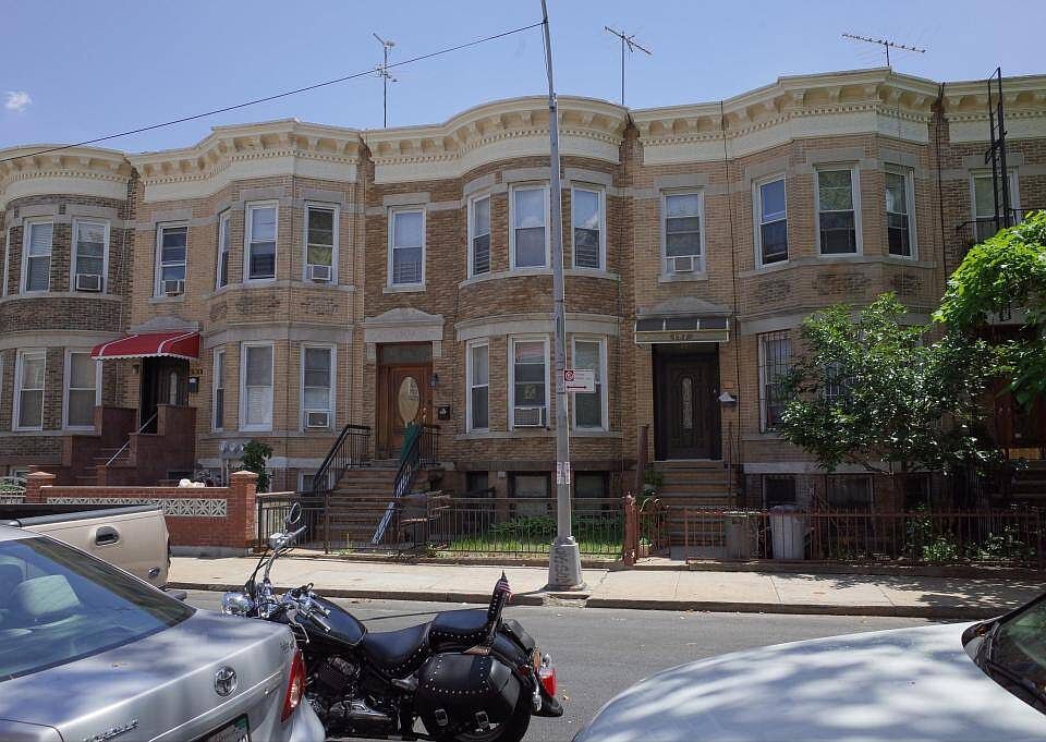 1st image of 193 Bay 20 St #20
