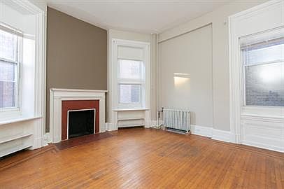 4th image of 1826 Spruce St #10463600