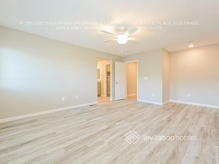 1749 S Elk Way — Photo 11