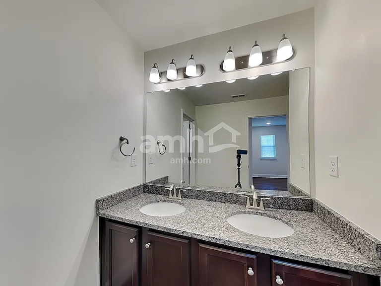 4905 Franks Creek Way — Photo 20