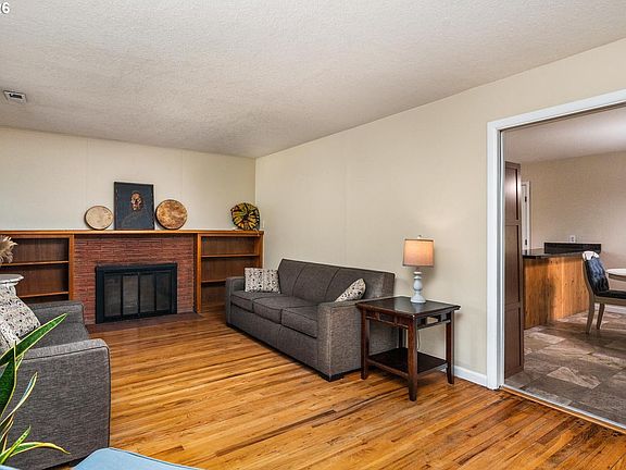 5th image of 17820 SE Candy Ln