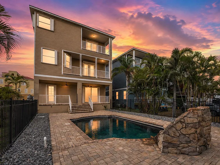 1340 Apollo Beach Blvd S — Photo 31