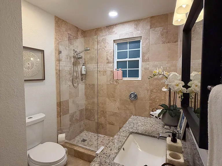 521 Hampton Rd — Photo 15