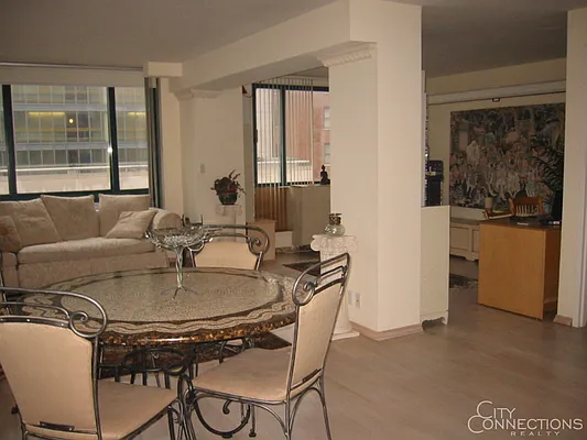 Rented by City Connections Realty | media 40