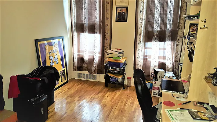 Sold by William J Farmer Inc | media 6
