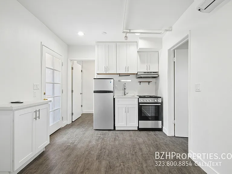 9221 Alcott St #4A — Photo 3
